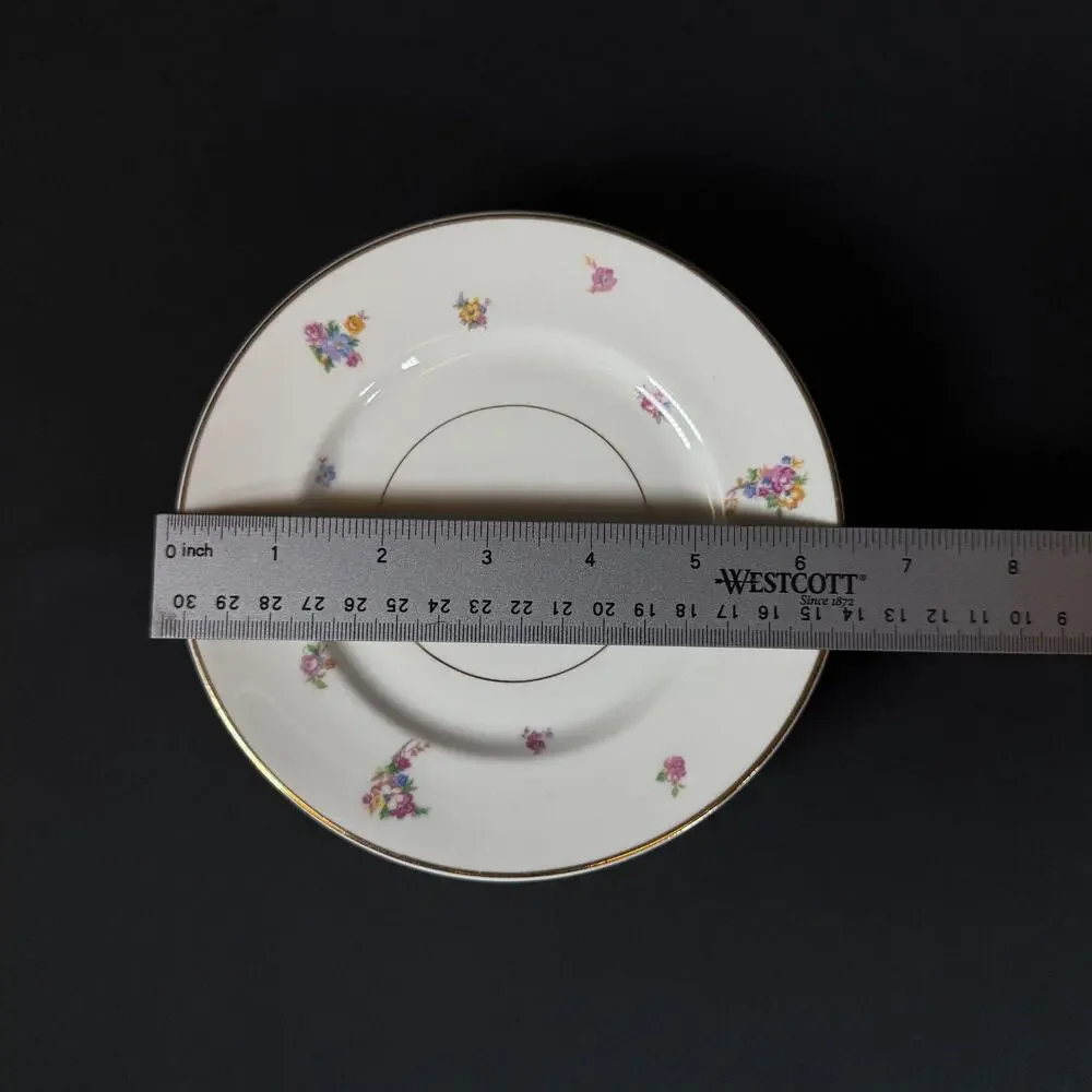 Lot of 6 white Warwick AB9428 Bread & Butter Plate 6-3/8
